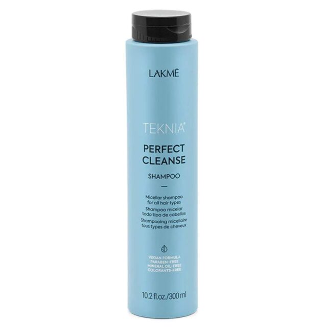 Lakme Teknia Perfect Cleanse Shampoo Bottle of 300ml